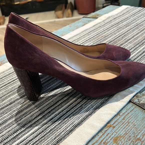 Essex Lane Burgundy Suede with Croc Embossed Square Heels Size 10 - Picture 2 of 6